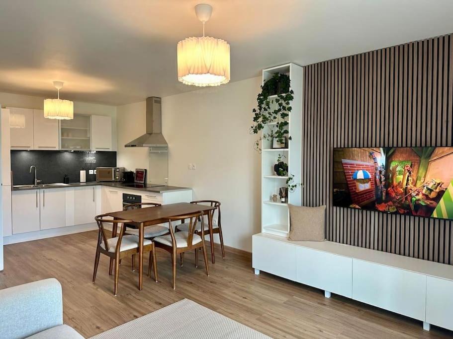 Suite Alya Appartement Proche Disneyland Marne-la-Vallee Bagian luar foto